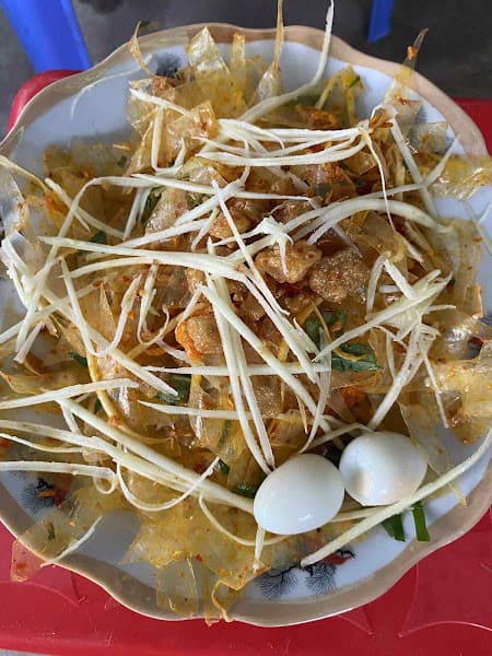Ảnh bìa Trà sữa, bánh tráng trộn, giải khát