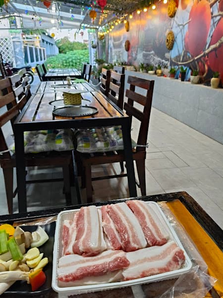 Hình ảnh Jokbal food 족발& BBQ 맛집 - 2