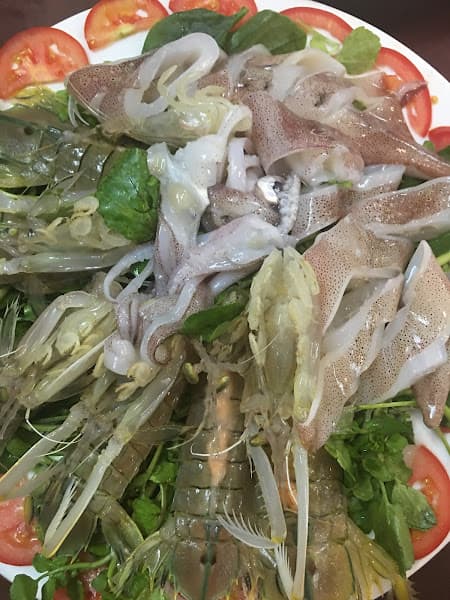Hình ảnh Nhà hàng bonbon cột 5 đường bao biển - 4