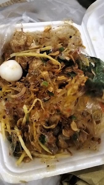 Hình ảnh Cô Huệ Bánh Tráng Nướng Cuộn Trộn - 3