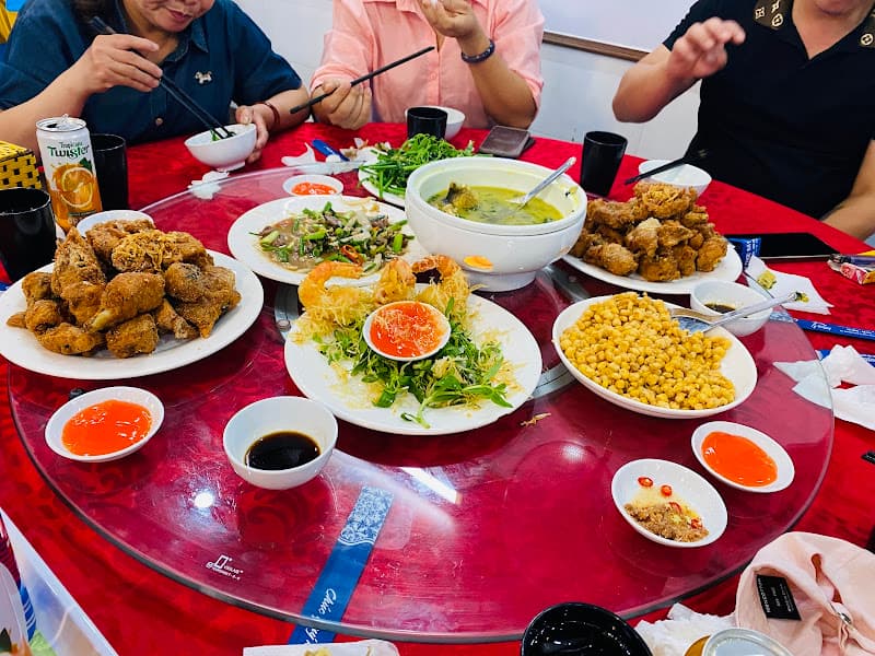 Hình ảnh Nhà Hàng Lý Hùng - 4