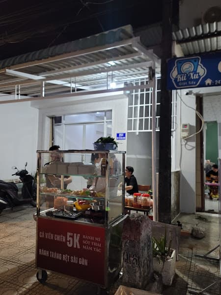 Bánh tráng trộn - Cá viên chiên 251