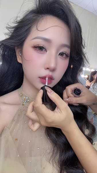 Hình ảnh MAI NHẪN make up Academy - 2
