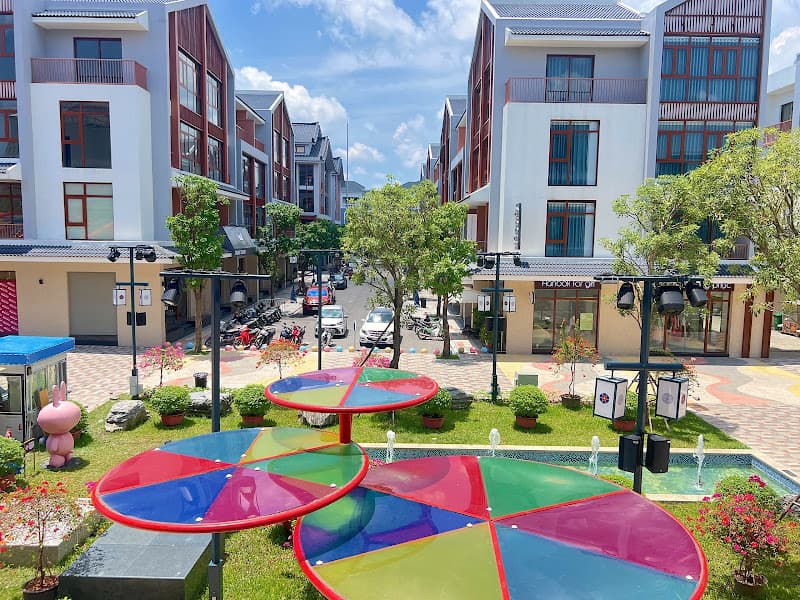 Hình ảnh Gà Rán Hàn Quốc + Hometays Phòng Nghỉ Grand World - KTown - 3