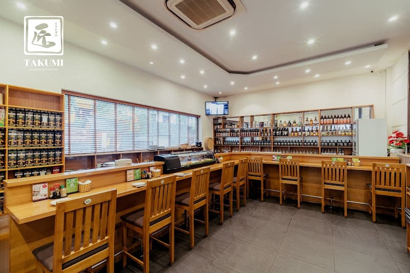 Nhà Hàng Nhật Bản Takumi