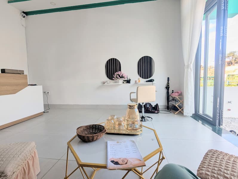 Hình ảnh Trốn Spa - 4