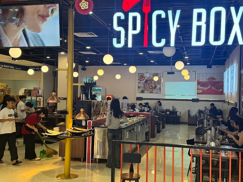 Ảnh bìa SPICY BOX BUÔN MA THUỘT