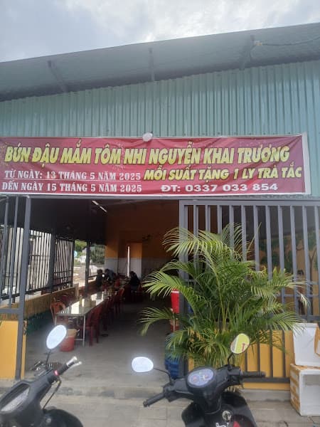 Ảnh bìa Bún Đậu Mắm Tôm - Nhi Nguyễn