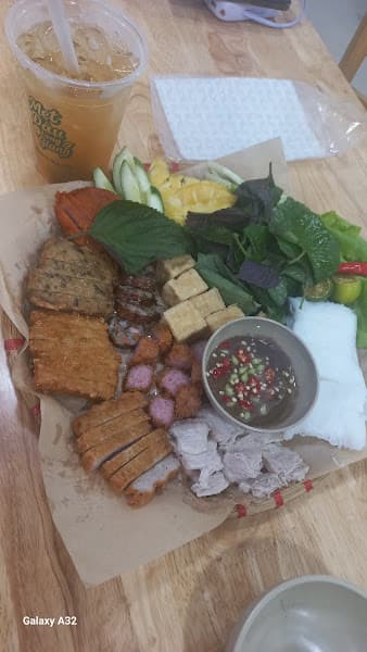 Hình ảnh Mẹt Đậu Long Giang - Bún Đậu Mắm Tôm - 2