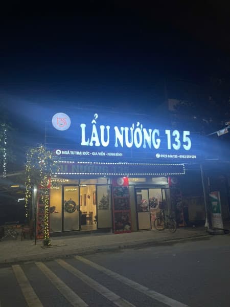 Ảnh bìa LẨU NƯỚNG 135