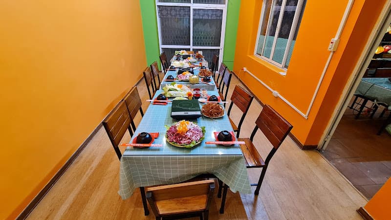 Ảnh bìa Lẩu ếch cổng vàng