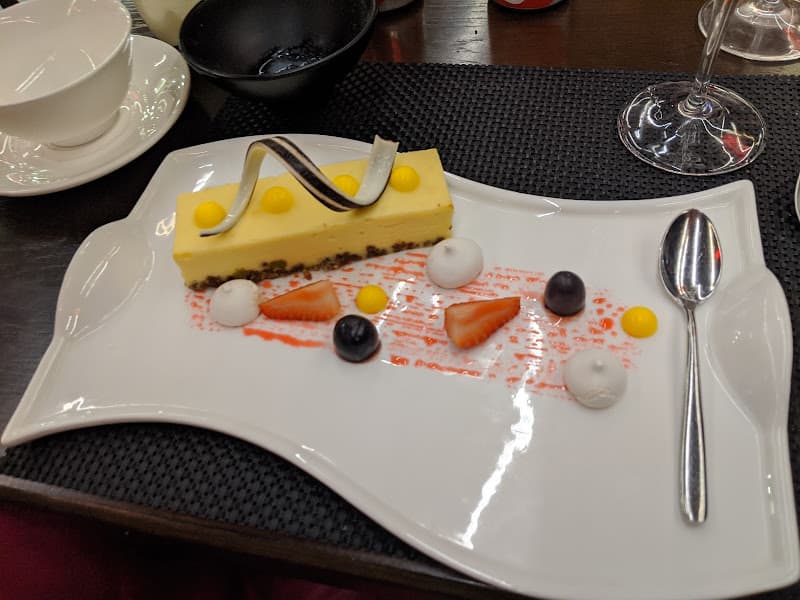 Ảnh bìa Breakfast buffet at Lotus Wine & Dine Restaurant of Royal Lotus Hotel Da Nang