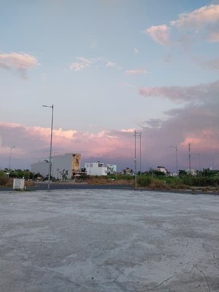 Ảnh bìa Quảng trường khu Golden City