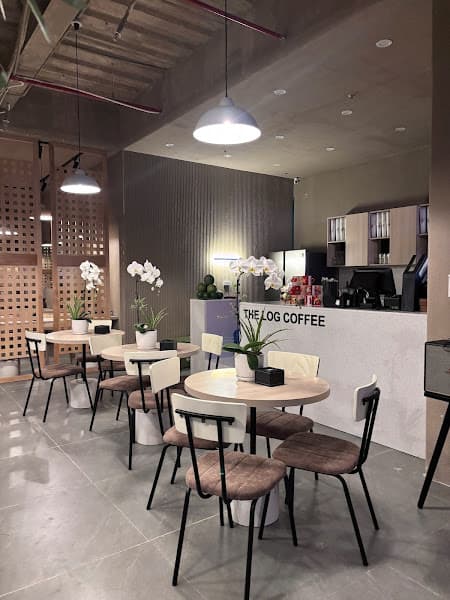 Ảnh bìa The Log Coffee