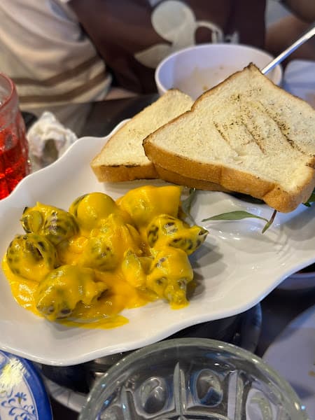 Ảnh bìa Ốc Lùn