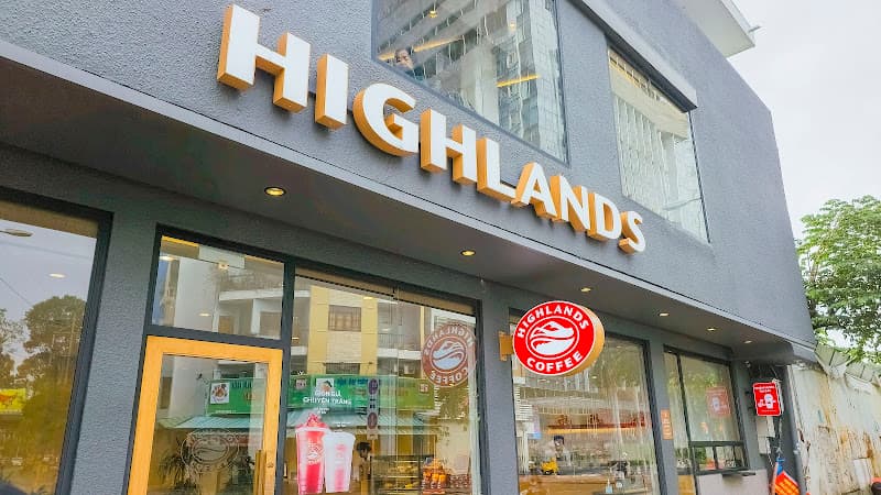 Ảnh bìa Highlands Coffee Hùng Vương D5