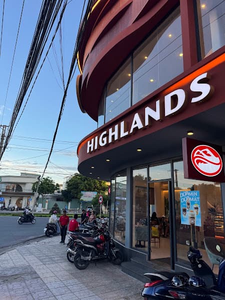 Ảnh bìa Highlands Coffee