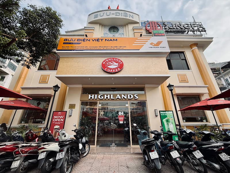 Ảnh bìa Highlands Coffee Bưu Điện Chợ Lớn