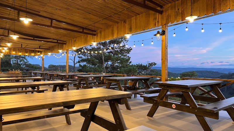 Ảnh bìa Tiệm Nướng Trên Mây