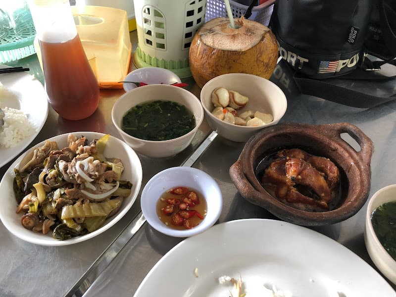 Ảnh bìa Quán ăn gia đình (bình dân) Tuệ Nghi
