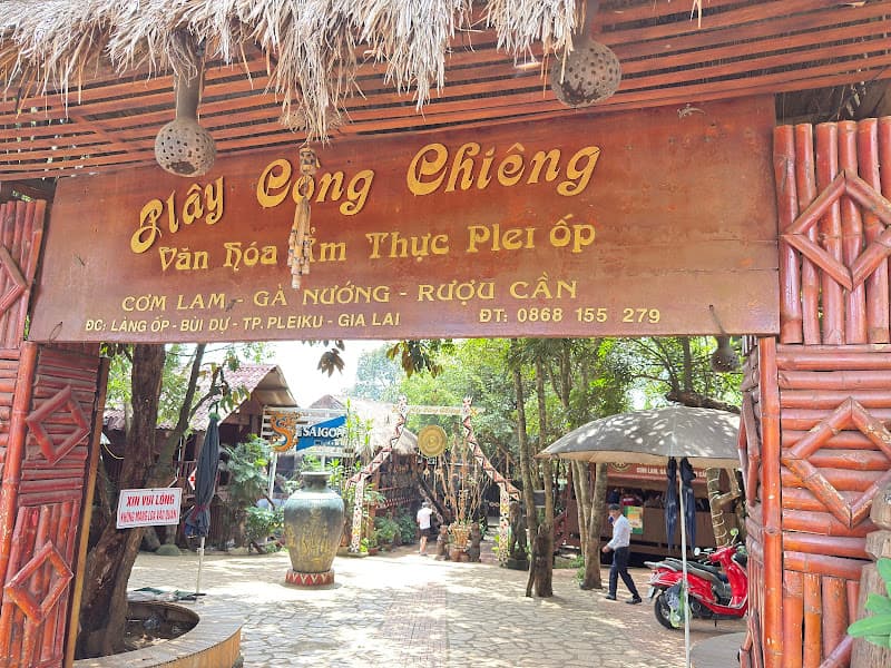 Ảnh bìa Ẩm Thực Plây Cồng Chiêng