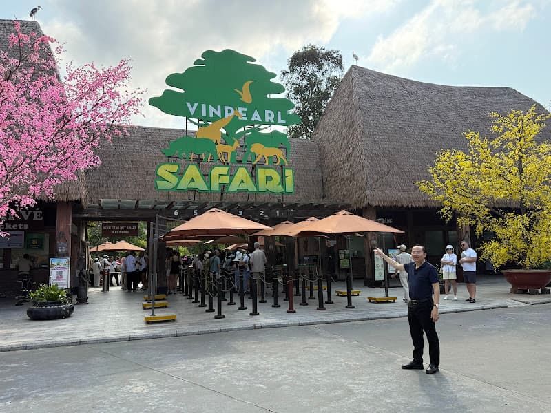 Ảnh bìa Starbucks Vinpearl Safari Phú Quốc