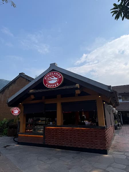 Ảnh bìa Highlands Coffee Làng Nương