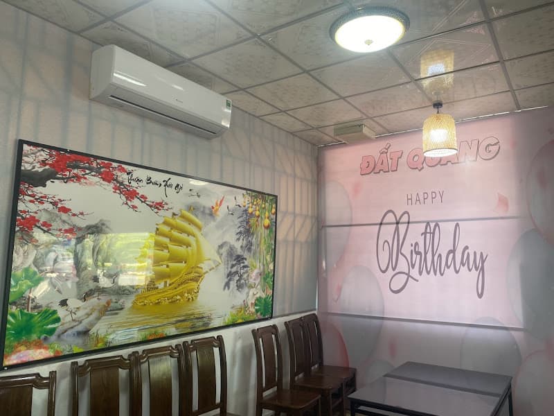 Ảnh bìa Lẩu ĐẤT QUẢNG