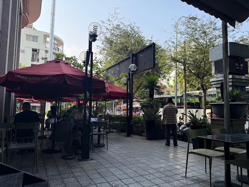 Ảnh bìa Highlands Coffee