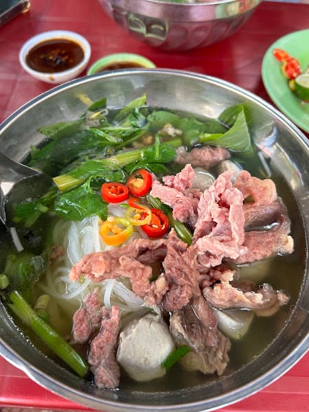 Ảnh bìa Hủ tiếu bò viên cổng trường THPT Sadec