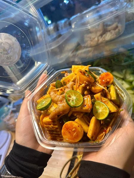 Ảnh bìa Tiệm Chân Gà Sốt Thái - Bé Tiên 2