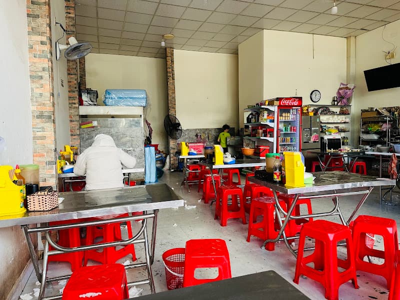 Ảnh bìa Cơm Sài Gòn Cơm Gà Xối Mỡ-Cơm Chiên Dương Châu Cơm Phần