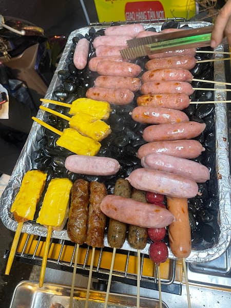 Ảnh bìa Lạp xưởng nướng đá nhà Chồn