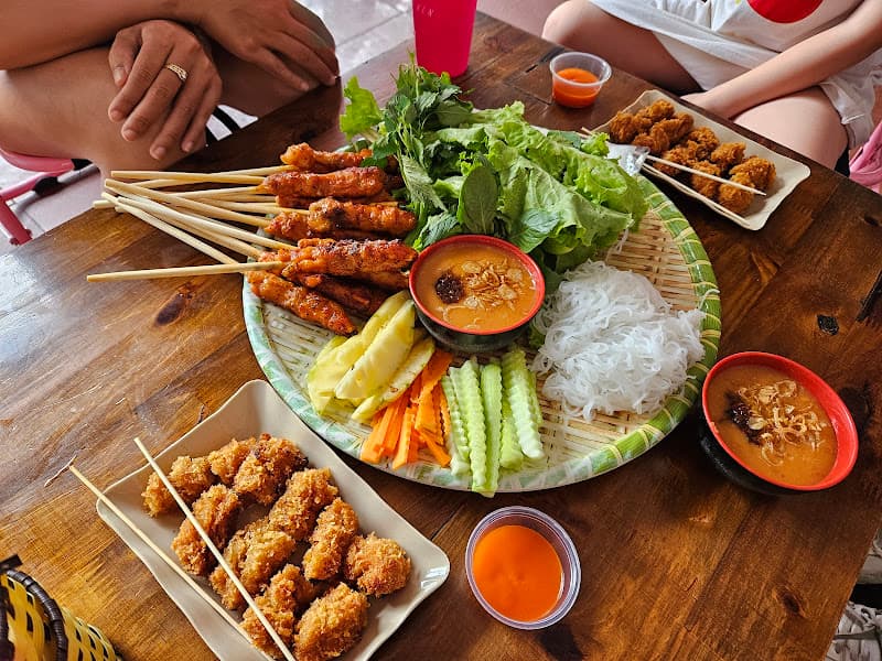 Ảnh bìa Nem Nướng Nhà Kèn