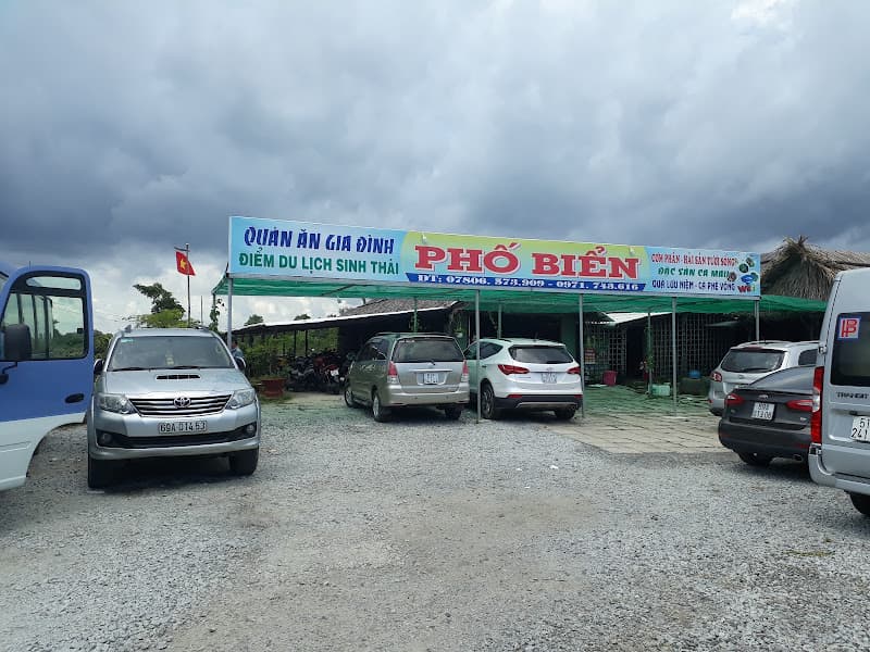 Ảnh bìa QUÁN PHỐ BIỂN