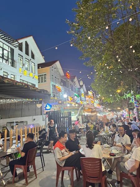 Ảnh bìa Nhà hàng lucky 行運大排檔