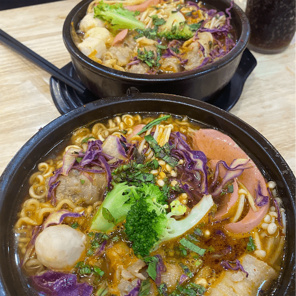 Ảnh bìa mì cay seoul