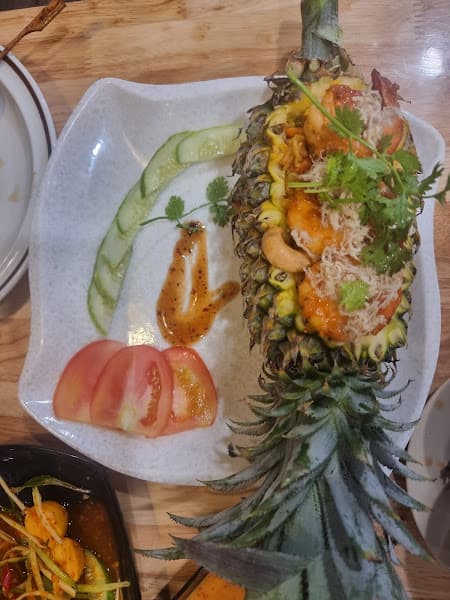Ảnh bìa Non Thai