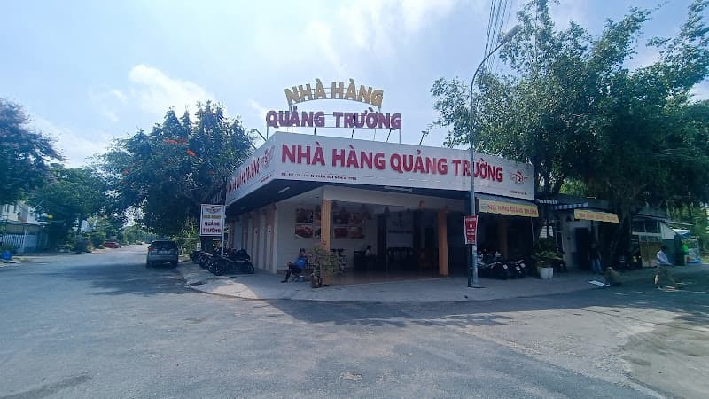 Ảnh bìa Nhà Hàng Quảng Trường
