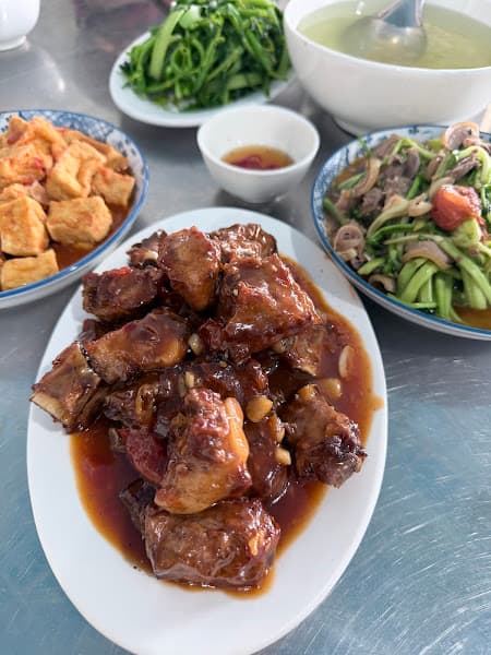 Ảnh bìa Cơm lẩu lộ bàng thổ