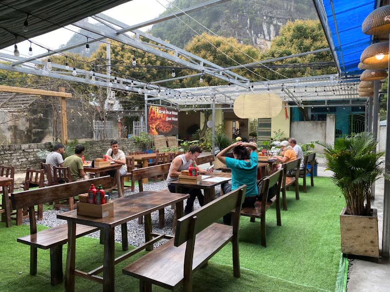 Ảnh bìa The Hill Restaurant & Bar