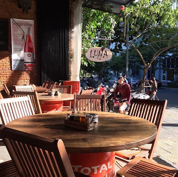 Ảnh bìa Luna Pub